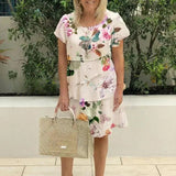 Yvonne™ | Plisserad Blommig Klänning med Rufs