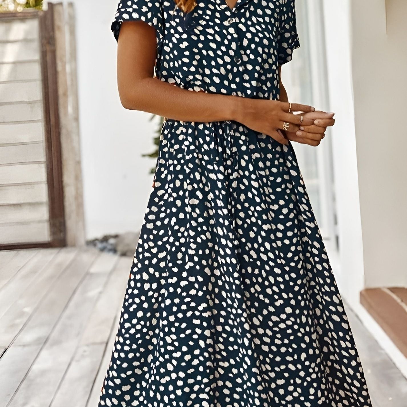 Benthe™ | V-ringad Klänning