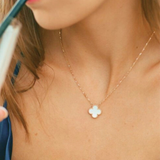 CLOVER NECKLACE | WHITE