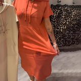 Ebba™ | Ledig klänning med huva och feminin passform